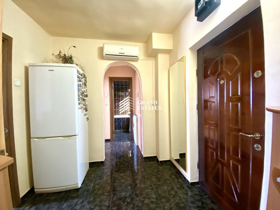 Apartament decomandat, 2 camere, situat langa parc