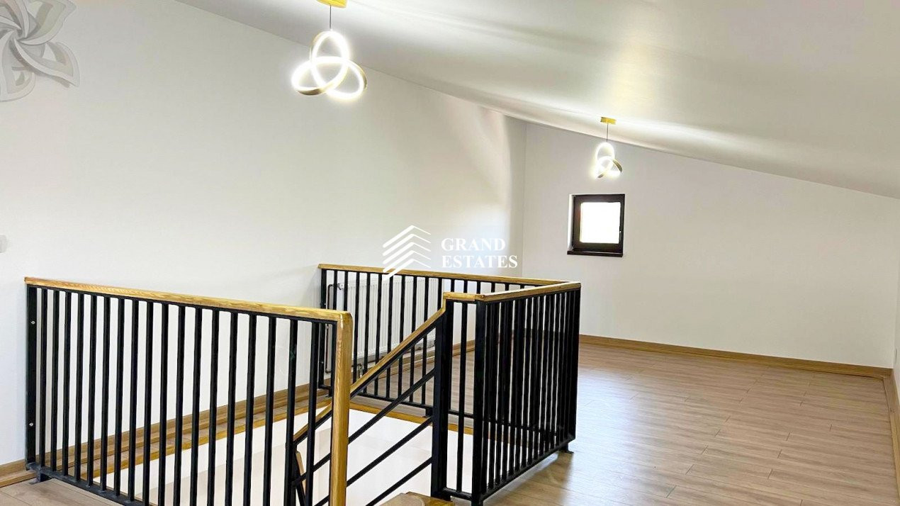 Vila 4 camere I Mobilata lux I Utilata complet I Curte si gradina I Mansarda