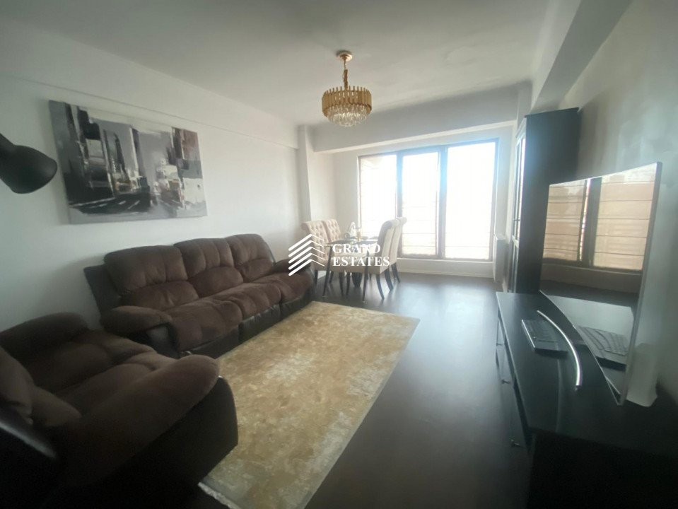 Apartament cu 3 camere decomodate cu terasa , lângă parc