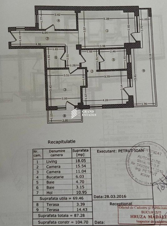 Apartament cu 3 camere decomodate cu terasa , lângă parc