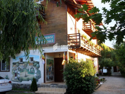 Pensiune spre închiriere  + casa in inima naturii, teren - 2400 mp