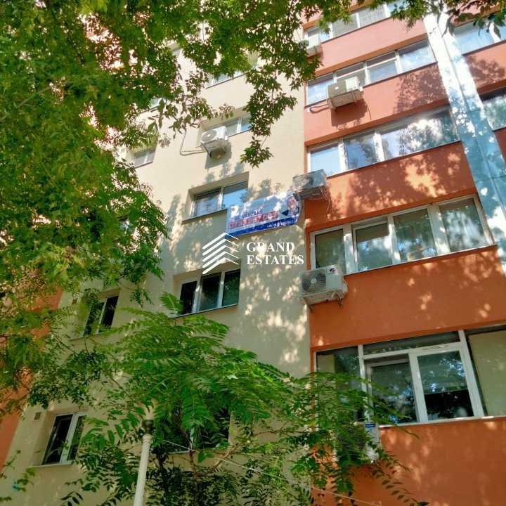 0% comision! Apartament 2 camere spatios, Teiul Doamnei, zona linistita