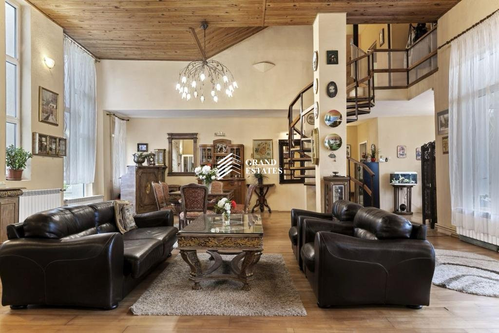 Vila deosebita | Vedere la lac | Teren 2800 mp | Langa Paradisul Verde 