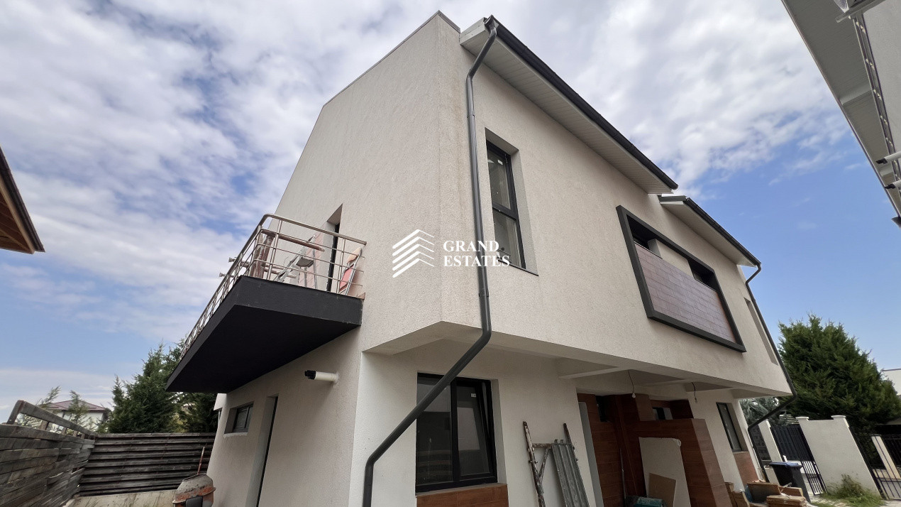 Vila cuplata I 5 camere I 2 locuri de parcare incluse 