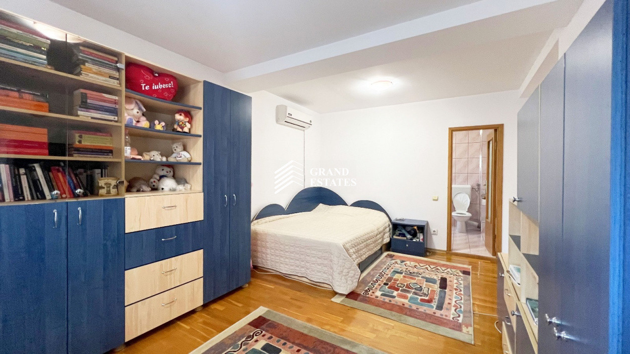 Casa individuala 5 camere I Posibil spatiu comercial I 300 mp I Parcul Lacul Tei