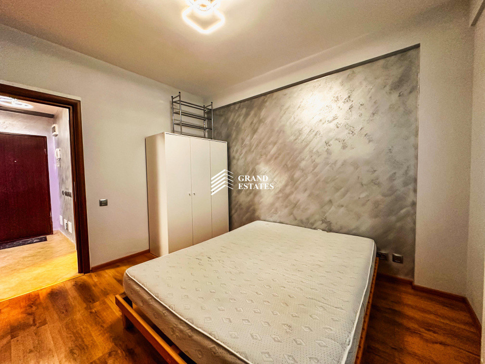 Apartament 3 camere de inchiriat – renovat recent | Parcare | 5 min Ap. Patriei