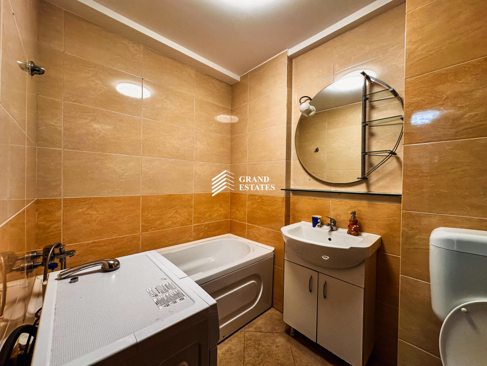 Apartament 3 camere de inchiriat – renovat recent | Parcare | 5 min Ap. Patriei