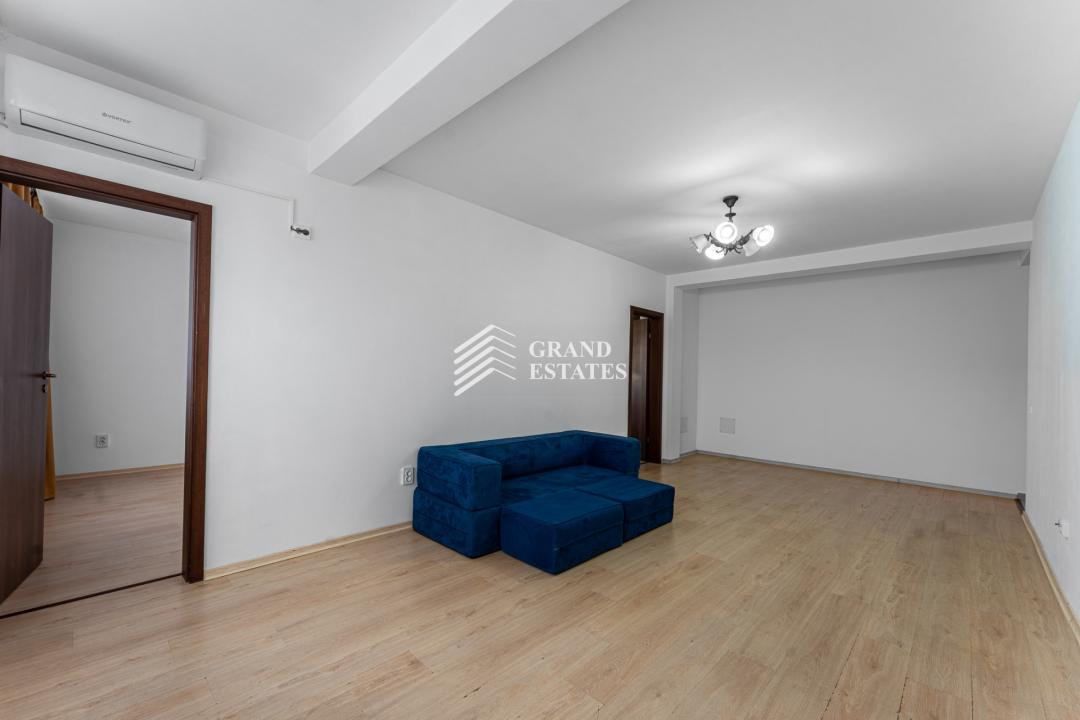 Apartament cu 3 camere | 71,5 mp utili | Drumul Fermei | Loc de parcare inclus