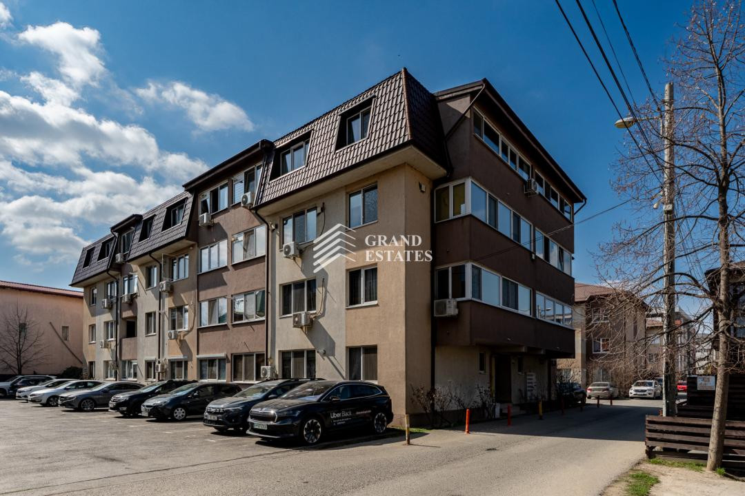 Apartament cu 3 camere | 71,5 mp utili | Drumul Fermei | Loc de parcare inclus