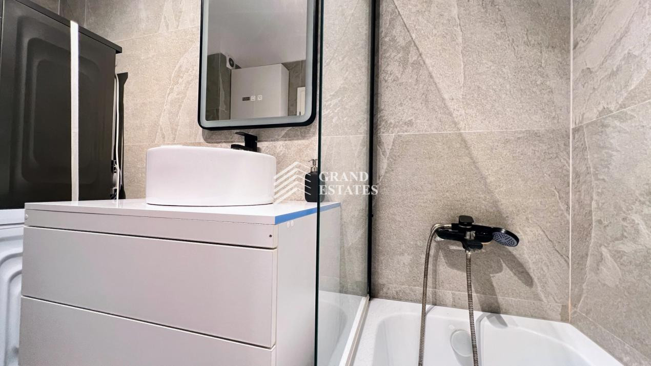 Închiriere apartament 2 camere decomandat | etaj 1 | Loc de parcare 