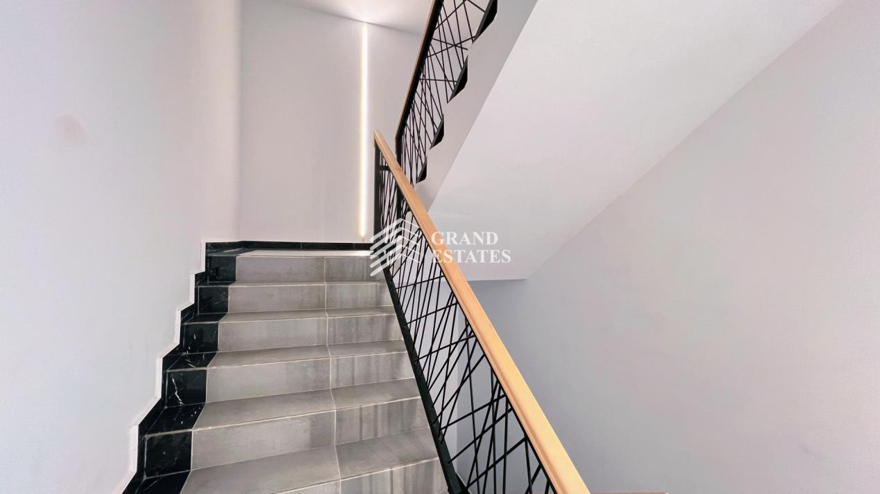 Închiriere apartament 2 camere decomandat | etaj 1 | Loc de parcare 