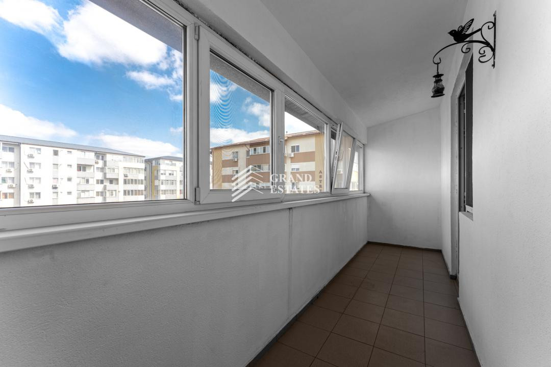 Apartament cu 3 camere | 79,1mp suprafață totală | Dr. Fermei | Loc de parcare 