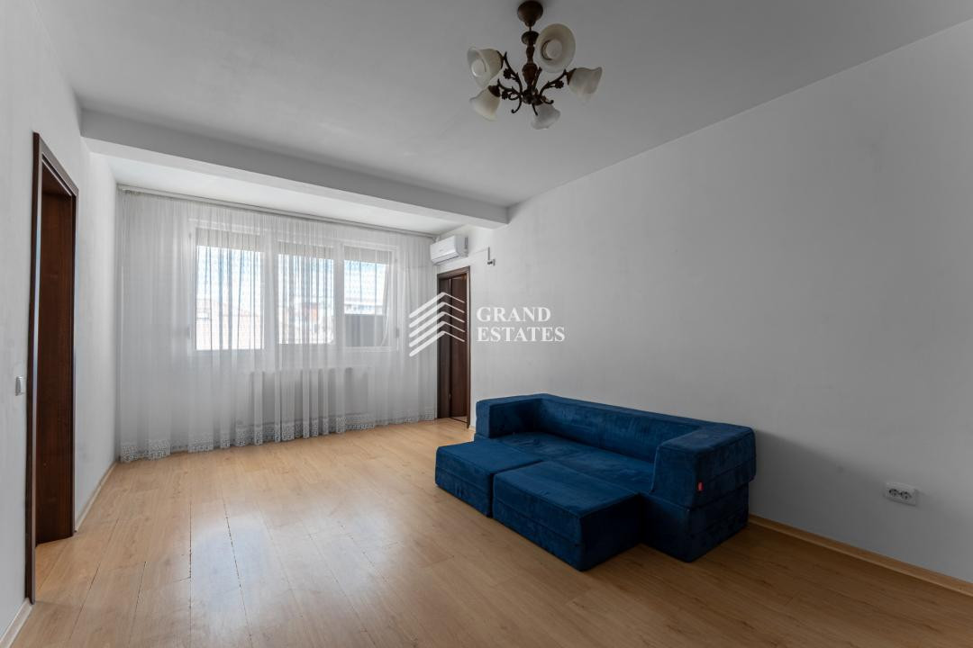 Apartament cu 3 camere | 79,1mp suprafață totală | Dr. Fermei | Loc de parcare 