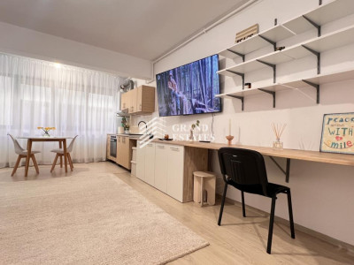 Garsoniera moderna de inchiriat – Petrom City | vizavi Lidl Coralilor | parcare