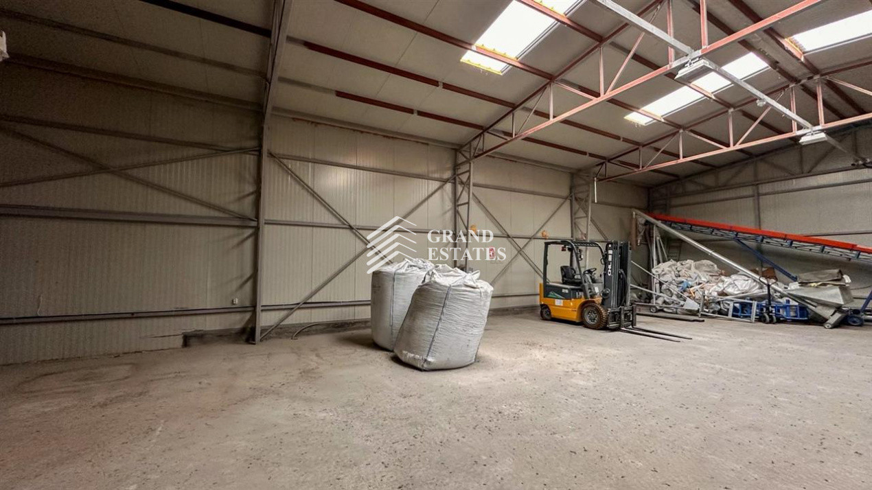 Baza de recepție și depozitare cereale | 880tone capacitate totala(4 celule)