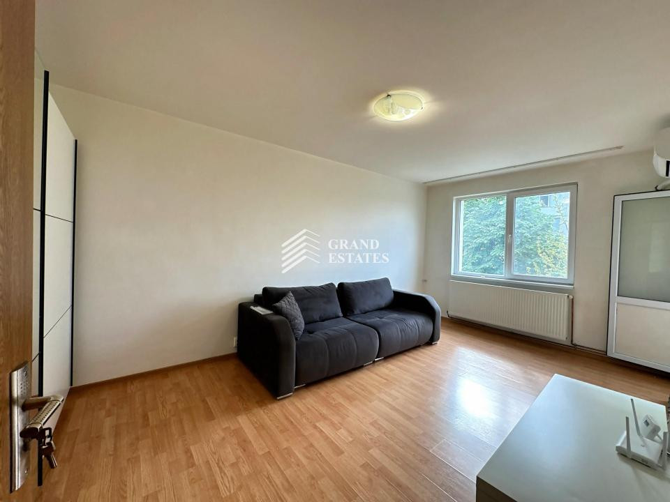 Inchiriere Apartament cu 2 camere | 54mp | Decomandat | Parcare | 6 min M. Obor