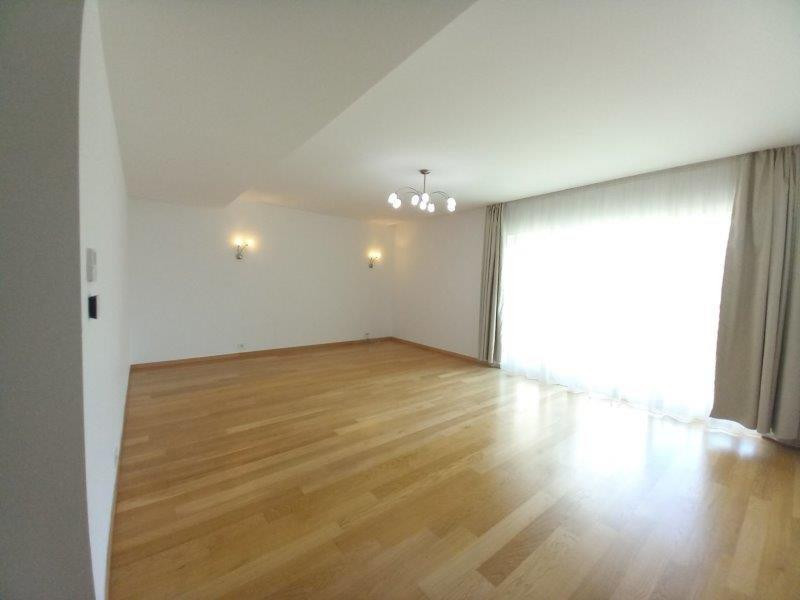 Apartament 4 camere, zona Charles de Gaulle