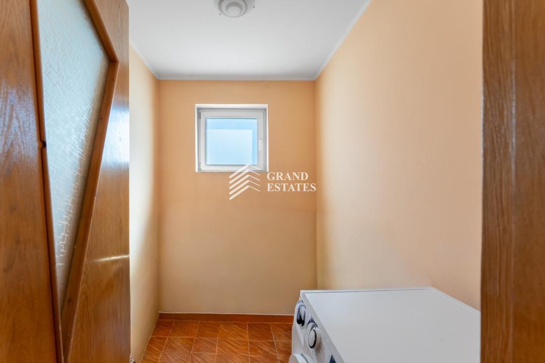 Vila D+P+1+M | Popesti-Leordeni | 1027 mp teren - Pretabila pentru Business