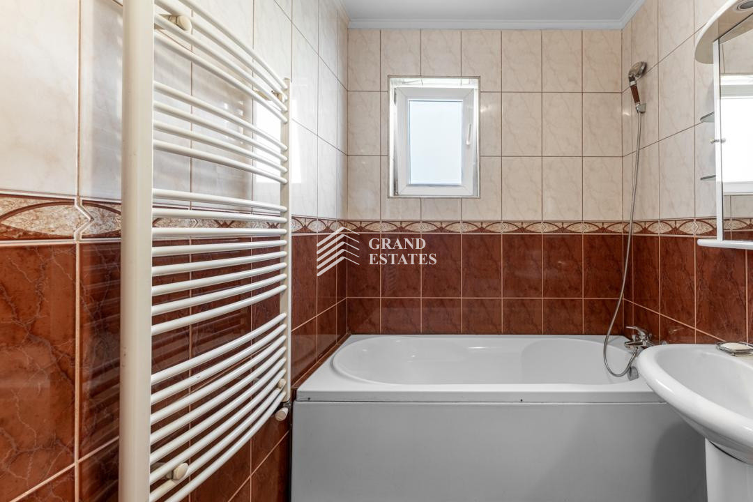 Vila D+P+1+M | Popesti-Leordeni | 1027 mp teren - Pretabila pentru Business