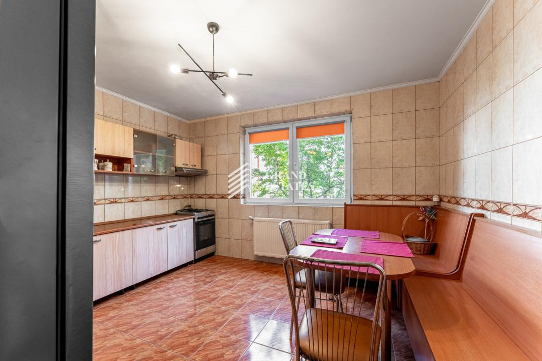 Vila D+P+1+M | Popesti-Leordeni | 1027 mp teren - Pretabila pentru Business