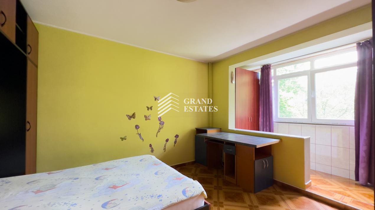 Apartament cu 3 camere I Aleea Dolina I Loc de parcare inclus