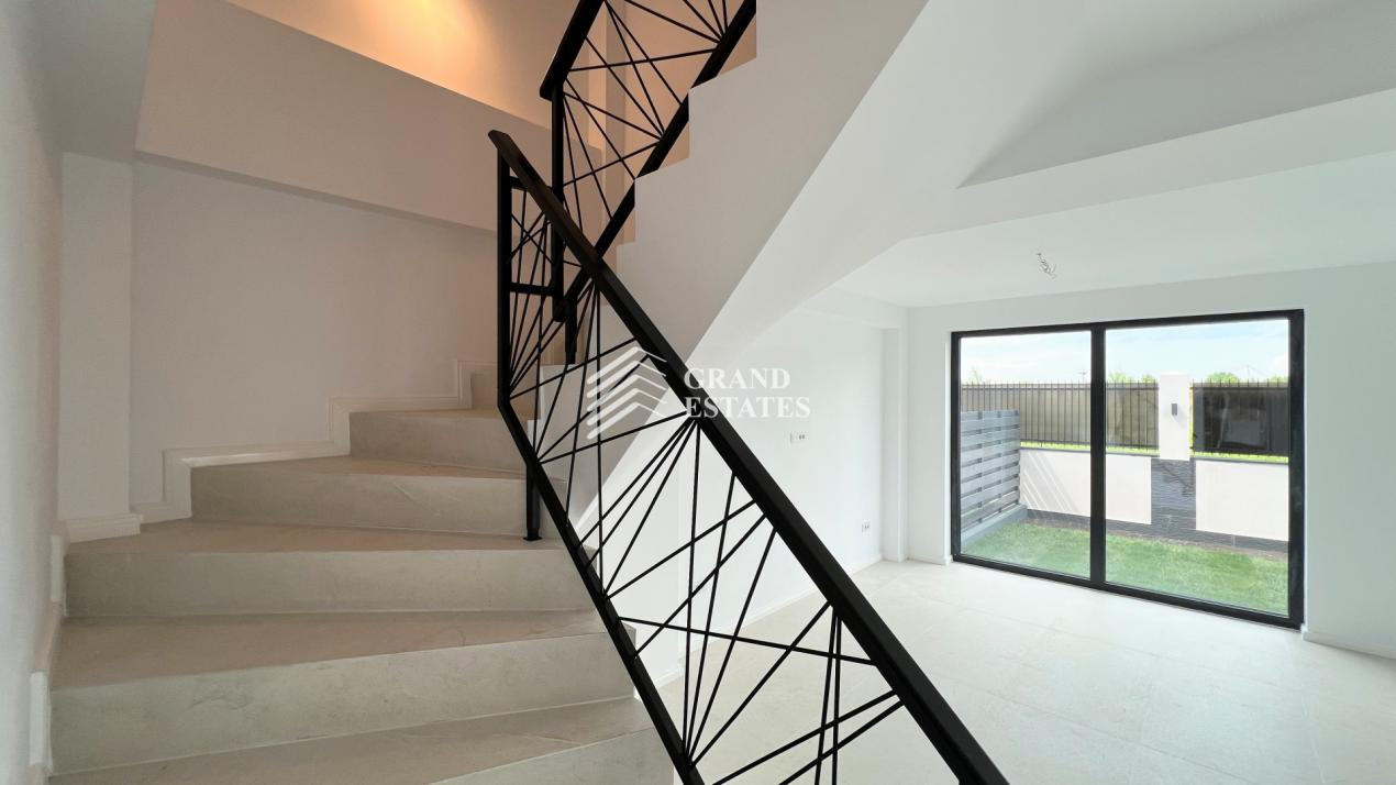 Vila duplex I 3 dormitoare I 3 bai I Mansarda genroasa I Parcare