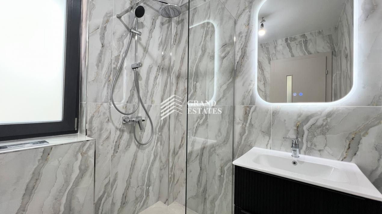 Vila duplex I 3 dormitoare I 3 bai I Mansarda genroasa I Parcare