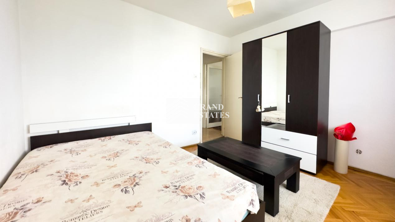 Apartament cu 2 camere | Semidecomandat | Zona Piata Sudului | Loc de Parcare