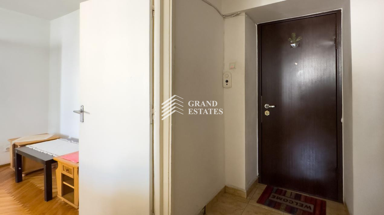Apartament cu 2 camere | Semidecomandat | Zona Piata Sudului | Loc de Parcare