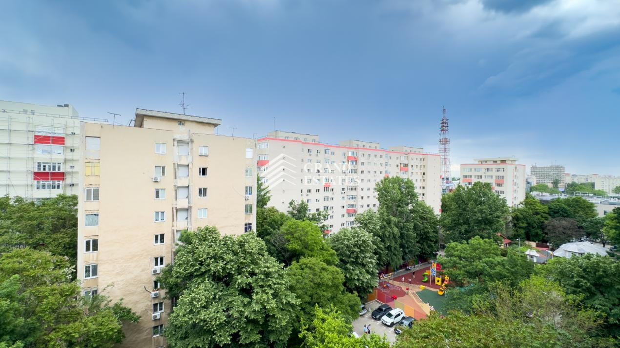 Apartament cu 2 camere | Semidecomandat | Zona Piata Sudului | Loc de Parcare