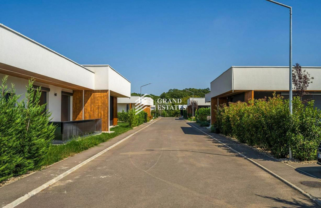 Vila Exclusivistă în Complex Rezidențial Boutique – Snagov Lac | Ponton
