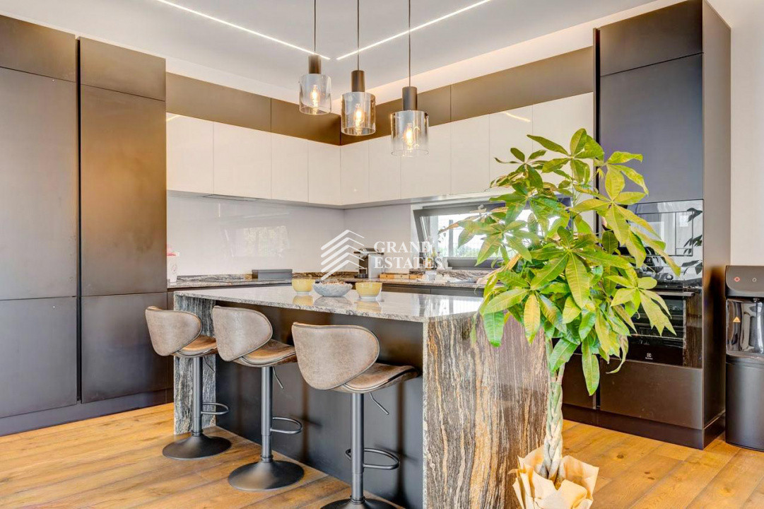 Vila Exclusivistă în Complex Rezidențial Boutique – Snagov Lac | Ponton