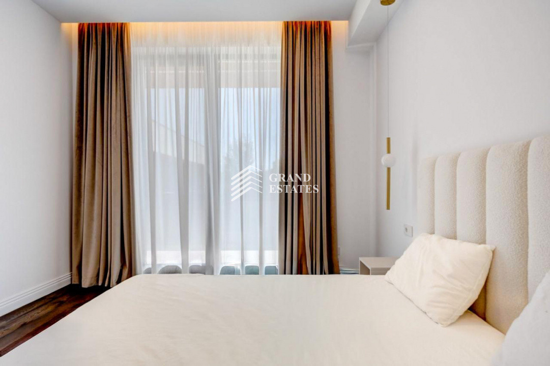Vila Exclusivistă în Complex Rezidențial Boutique – Snagov Lac | Ponton