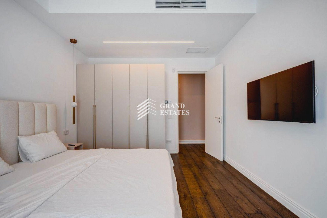 Vila Exclusivistă în Complex Rezidențial Boutique – Snagov Lac | Ponton