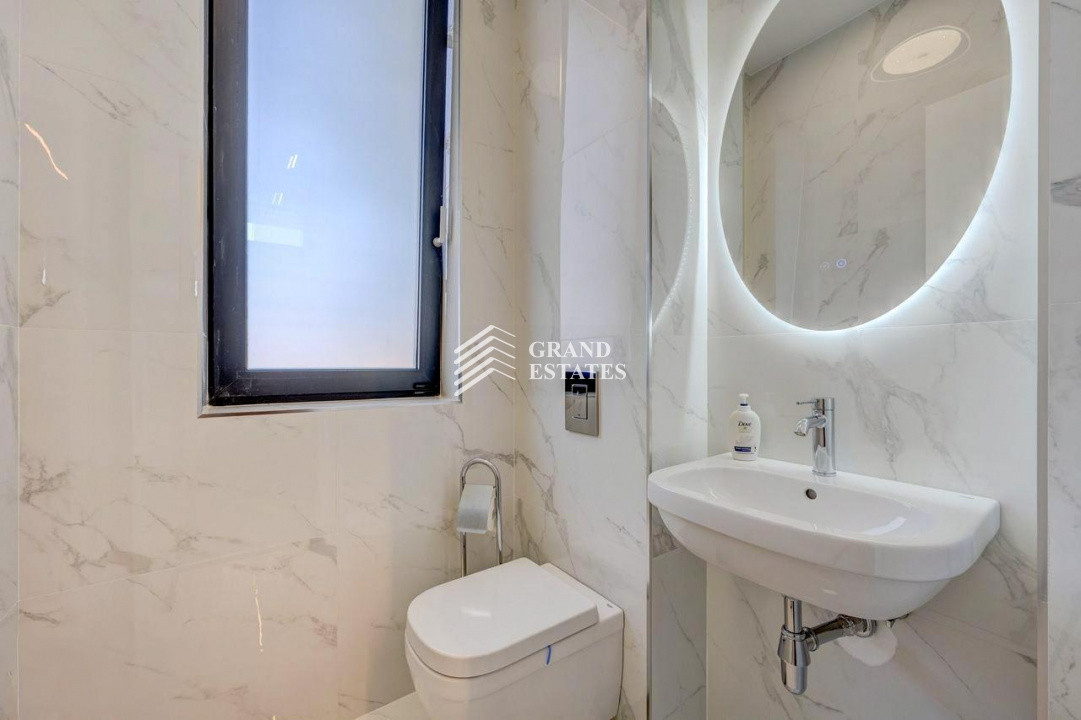 Vila Exclusivistă în Complex Rezidențial Boutique – Snagov Lac | Ponton