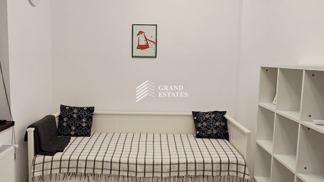 Garsonieră semidecomandată | Zona Titan | Strada Prisaca Dornei | 445 €/lună |
