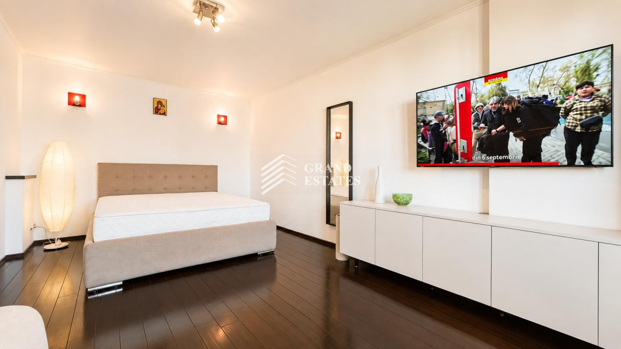 Studio spatios si luminos in Vitan - Strada Foisorului 6. Loc de parcare in pret