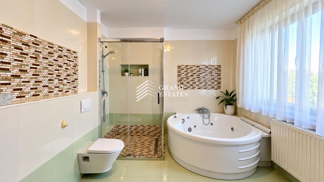 Vila unicat de inchiriat | Otopeni | 360 mp utili | Teren 900 mp | 8 camere | 