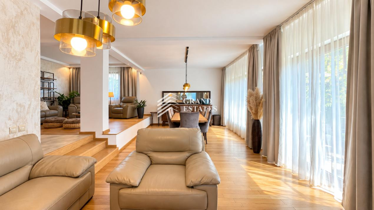 Vila unicat de inchiriat | Otopeni | 360 mp utili | Teren 900 mp | 8 camere | 