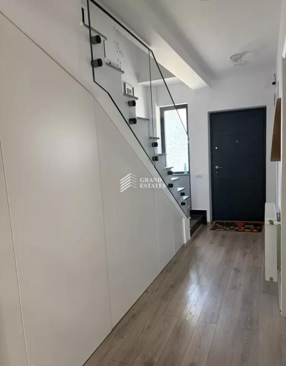 Vilă Duplex Otopeni | Complet Mobilată & Utilată | Terasă cu Pergolă