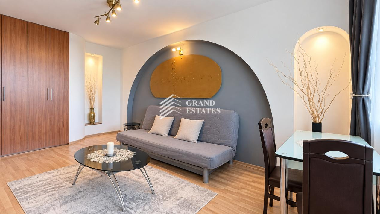 De închiriat | Apartament cu zonă de birou | Băneasa – București